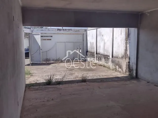 Casa com 250m² 2 quartos e 1 banheiro, à venda, no bairro Jardim São Francisco em Santa Bárbara D'Oeste