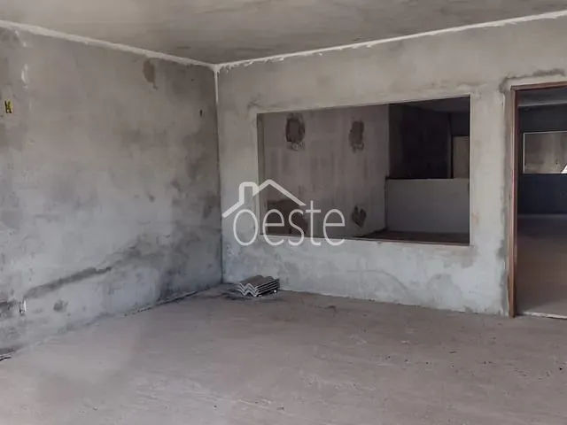 Casa com 250m² 2 quartos e 1 banheiro, à venda, no bairro Jardim São Francisco em Santa Bárbara D'Oeste