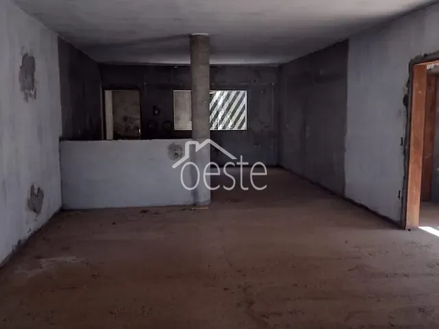 Casa com 250m² 2 quartos e 1 banheiro, à venda, no bairro Jardim São Francisco em Santa Bárbara D'Oeste