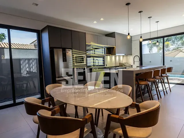 Casa com 450m² 3 quartos e 4 banheiros, à venda, no bairro Residencial Lago Sul em Bauru