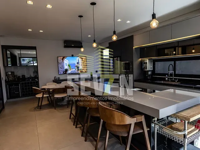 Casa com 450m² 3 quartos e 4 banheiros, à venda, no bairro Residencial Lago Sul em Bauru