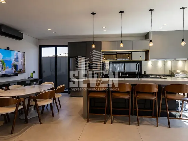 Casa com 450m² 3 quartos e 4 banheiros, à venda, no bairro Residencial Lago Sul em Bauru