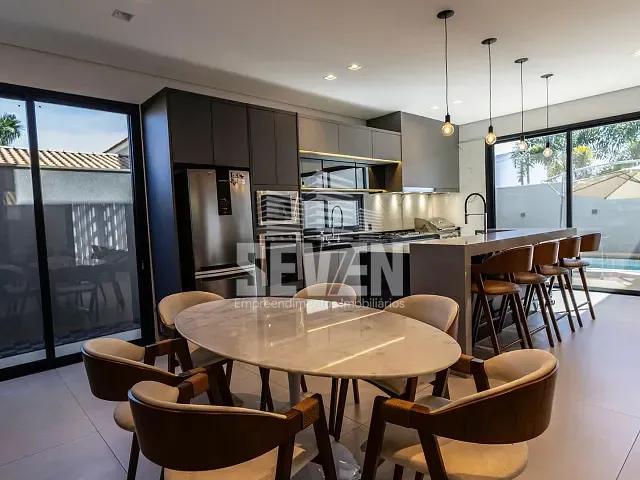 Casa com 450m² 3 quartos e 4 banheiros, à venda, no bairro Residencial Lago Sul em Bauru