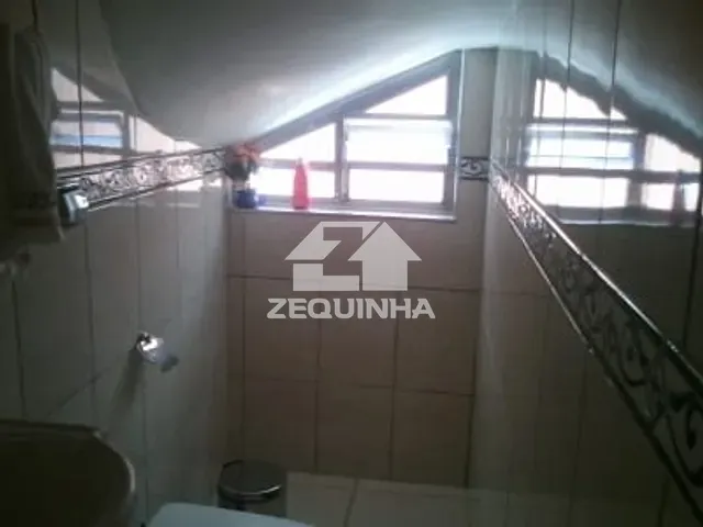Casa com 125m² 3 quartos e 2 banheiros, à venda, no bairro Jardim Veloso em Osasco