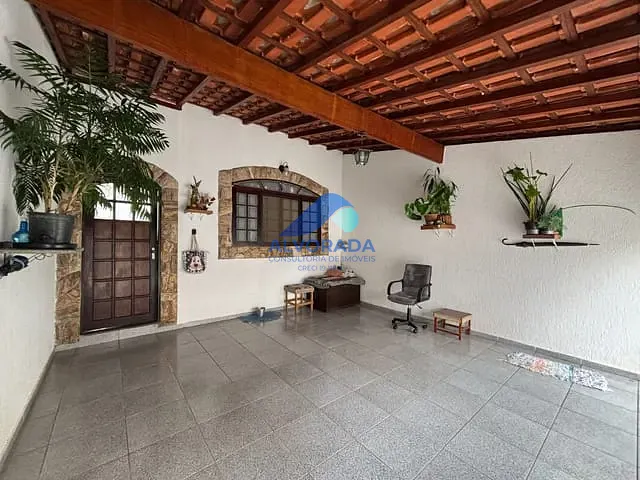 Casa com 125m² 2 quartos e 1 banheiro, à venda, no bairro Jardim das Indústrias em São José dos Campos