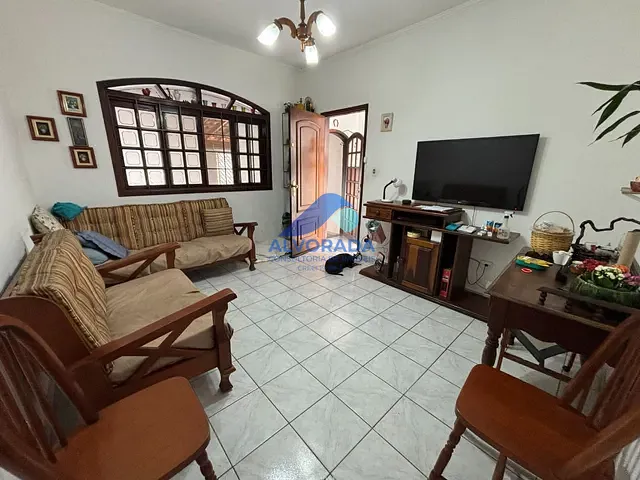 Casa com 125m² 2 quartos e 1 banheiro, à venda, no bairro Jardim das Indústrias em São José dos Campos