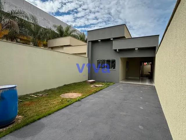 Casa com 180m² 3 quartos e 2 banheiros, à venda, no bairro Cidade Vera Cruz em Aparecida de Goiânia