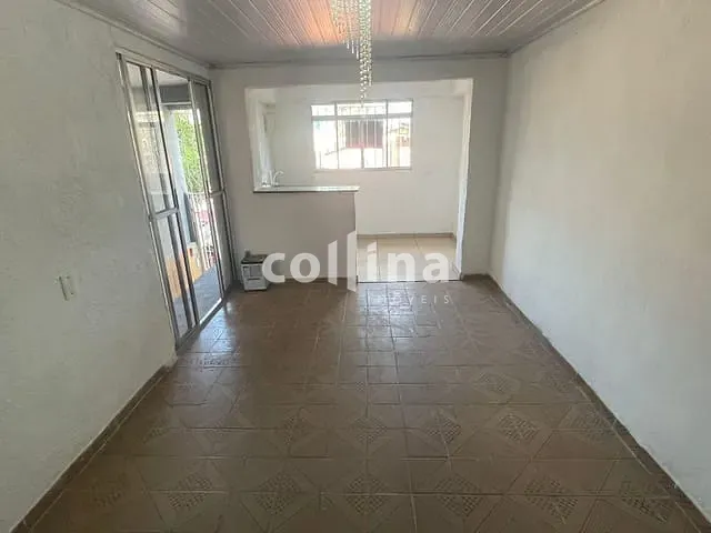Casa com 61m² 4 quartos e 2 banheiros, à venda, no bairro Cohab I em Carapicuíba
