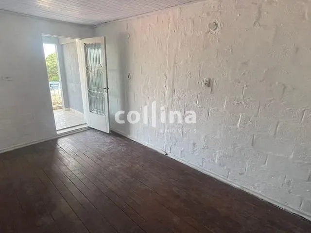 Casa com 61m² 4 quartos e 2 banheiros, à venda, no bairro Cohab I em Carapicuíba