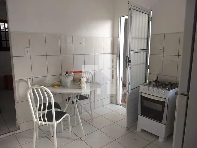 Casa com 137m² 1 quarto e 1 banheiro, à venda, no bairro Jardim Carlos Gomes em Jundiaí
