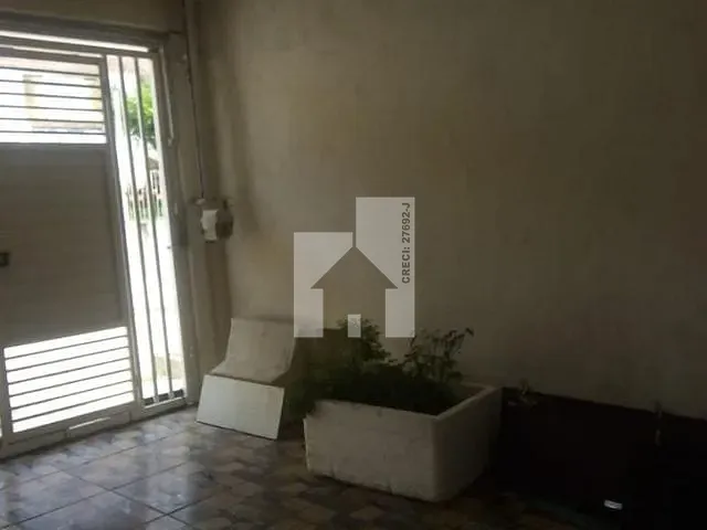 Casa com 137m² 1 quarto e 1 banheiro, à venda, no bairro Jardim Carlos Gomes em Jundiaí