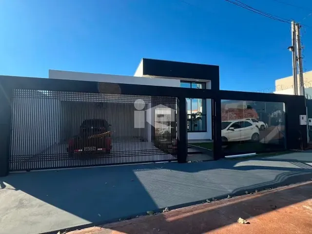 Casa com 300m² 3 quartos e 2 banheiros, à venda, no bairro Residencial Portal Arabela em Rolândia