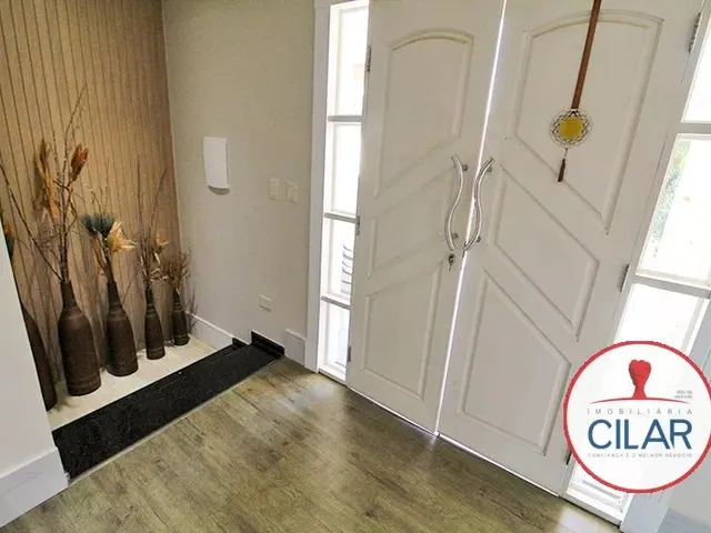 Casa com 825m² 5 quartos e 5 banheiros, à venda, no bairro Pilarzinho em Curitiba
