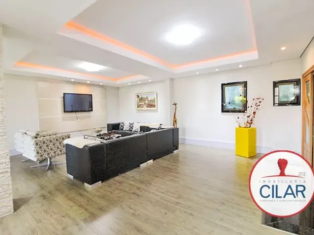 Casa com 825m² 5 quartos e 5 banheiros, à venda, no bairro Pilarzinho em Curitiba