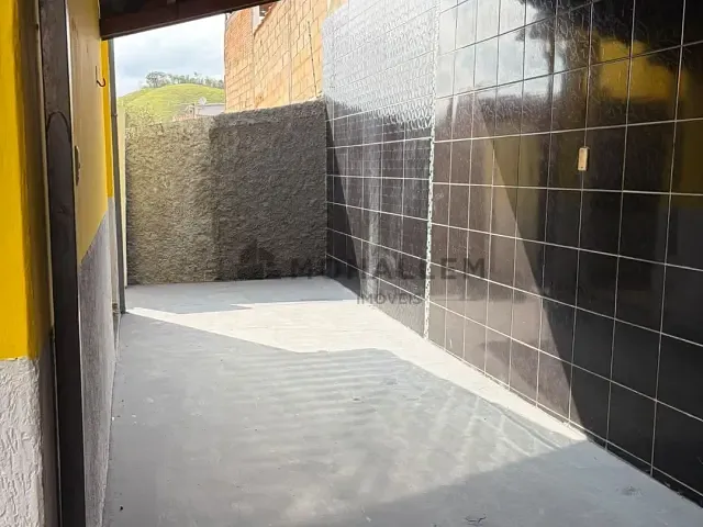 Casa 3 quartos e 2 banheiros, à venda, no bairro Estiva em Itajubá
