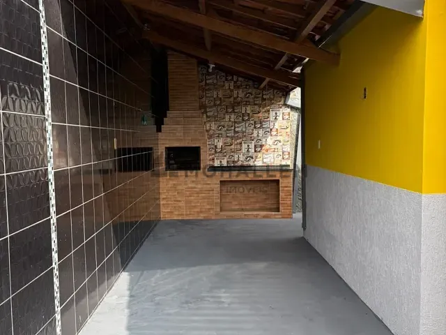 Casa 3 quartos e 2 banheiros, à venda, no bairro Estiva em Itajubá