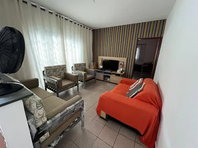 Casa com 125m² 2 quartos e 1 banheiro, à venda, no bairro Jardim Santa Inês I em São José dos Campos