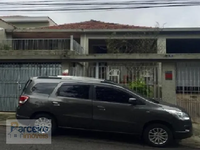 Casa com 300m² 3 quartos e 1 banheiro, à venda, no bairro Cidade Patriarca em São Paulo