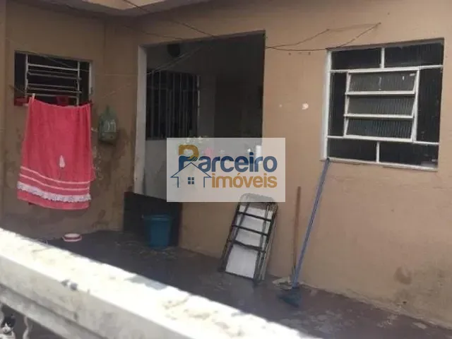 Casa com 300m² 3 quartos e 1 banheiro, à venda, no bairro Cidade Patriarca em São Paulo