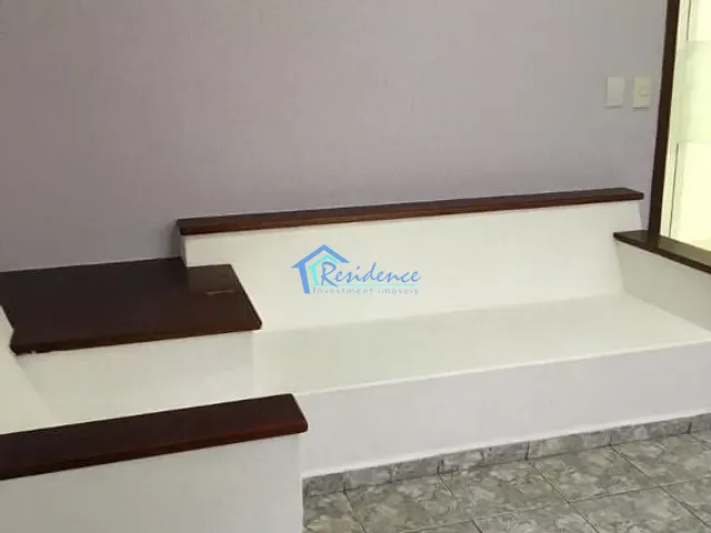 Casa com 300m², para alugar, no bairro Vila Maria em Indaiatuba