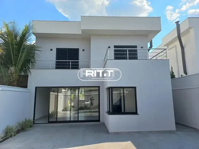 Casa com 300m² 3 quartos e 2 banheiros, à venda, no bairro Parque Brasil 500 em Paulínia