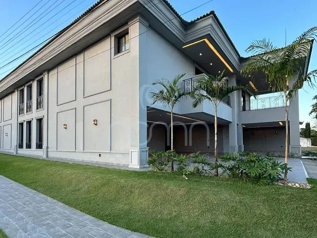 Casa com 930m² 6 quartos e 8 banheiros, à venda, no bairro Parque Residencial Damha em São José do Rio Preto
