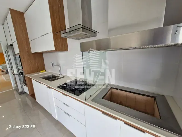 Casa com 468m² 3 quartos e 4 banheiros, para alugar, no bairro Vila Aviação em Bauru