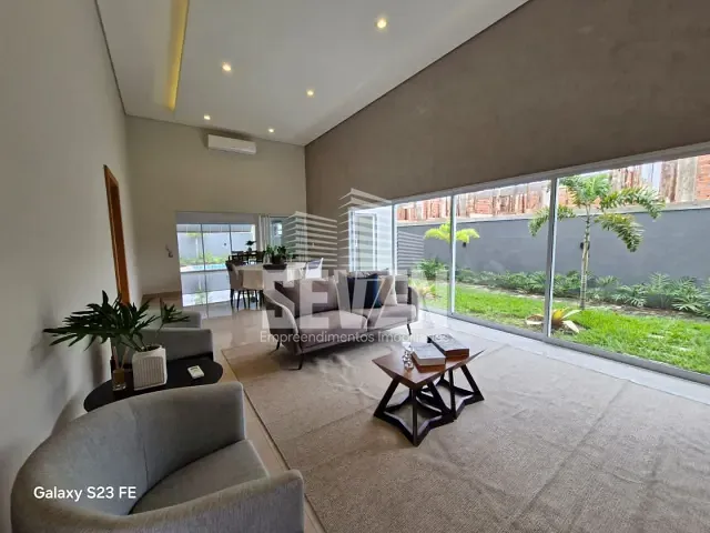 Casa com 468m² 3 quartos e 4 banheiros, para alugar, no bairro Vila Aviação em Bauru