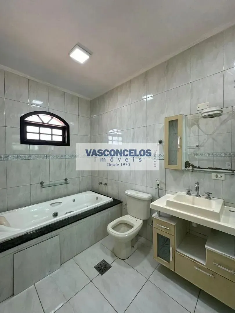 Casa, 4 quartos, 241 m² - Foto 54