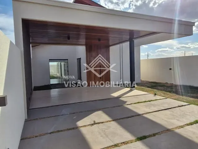 Casa com 428m² 3 quartos e 2 banheiros, à venda, no bairro Sonhalto Videira em Sinop