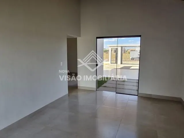 Casa com 428m² 3 quartos e 2 banheiros, à venda, no bairro Sonhalto Videira em Sinop