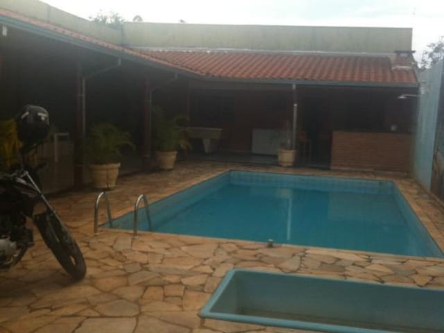 Foto do Casa - Casa à venda 1 Quarto, 250M², Residencial Estados Unidos, Uberaba - MG | ZUCATO IMOBILIARIA LTDA