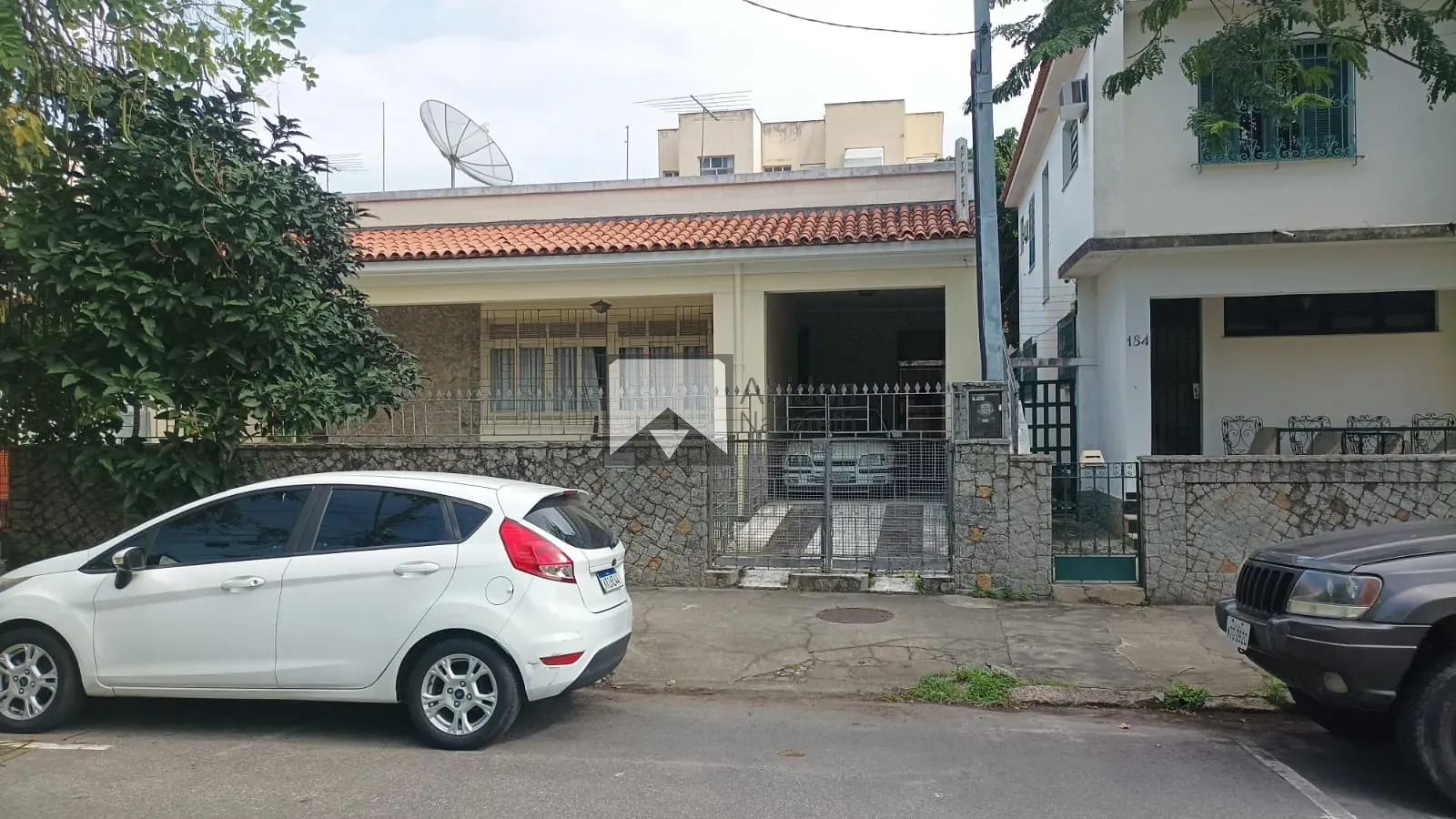 Casa, 4 quartos, 220 m² - Foto 4