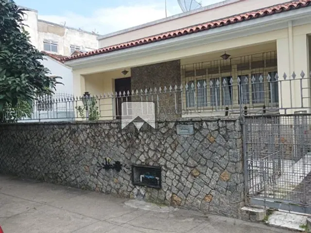 Casa com 360m² 4 quartos e 4 banheiros, à venda, no bairro São Francisco em Niterói