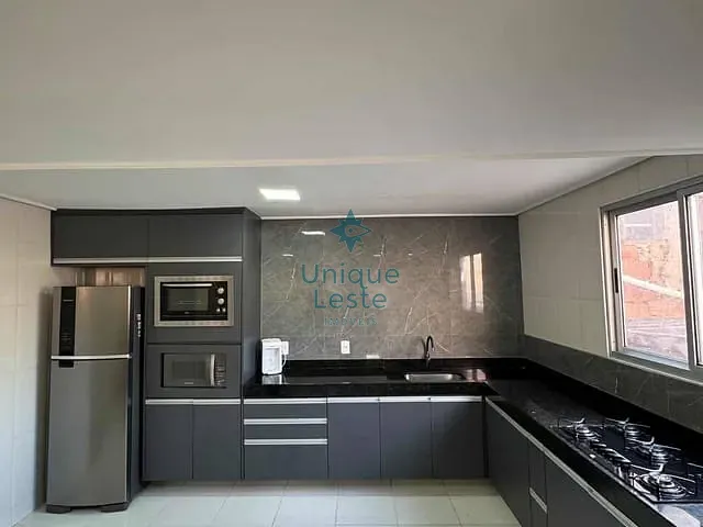 Casa com 200m² 4 quartos e 2 banheiros, à venda, no bairro Jardim Felicidade em Belo Horizonte