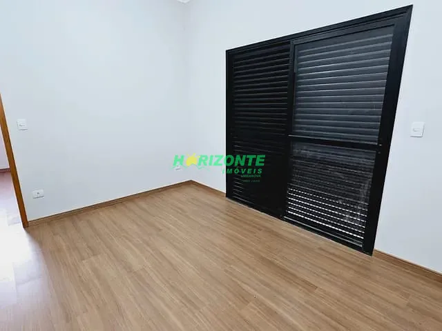Casa com 270m² 3 quartos e 4 banheiros, à venda, no bairro Urbanova VII em São José dos Campos