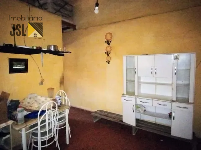 Casa com 125m² 1 quarto e 1 banheiro, à venda, no bairro Vila Menino Jesus em Caçapava