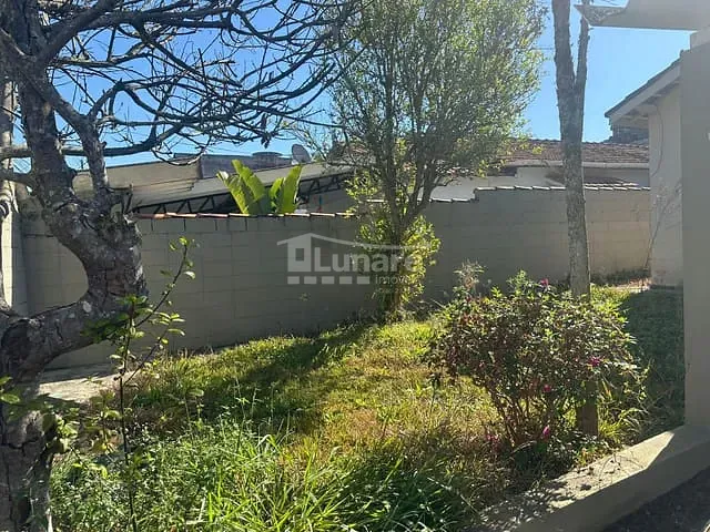 Casa com 250m² 3 quartos e 1 banheiro, à venda, no bairro Conjunto Habitacional São Sebastião em Mogi das Cruzes