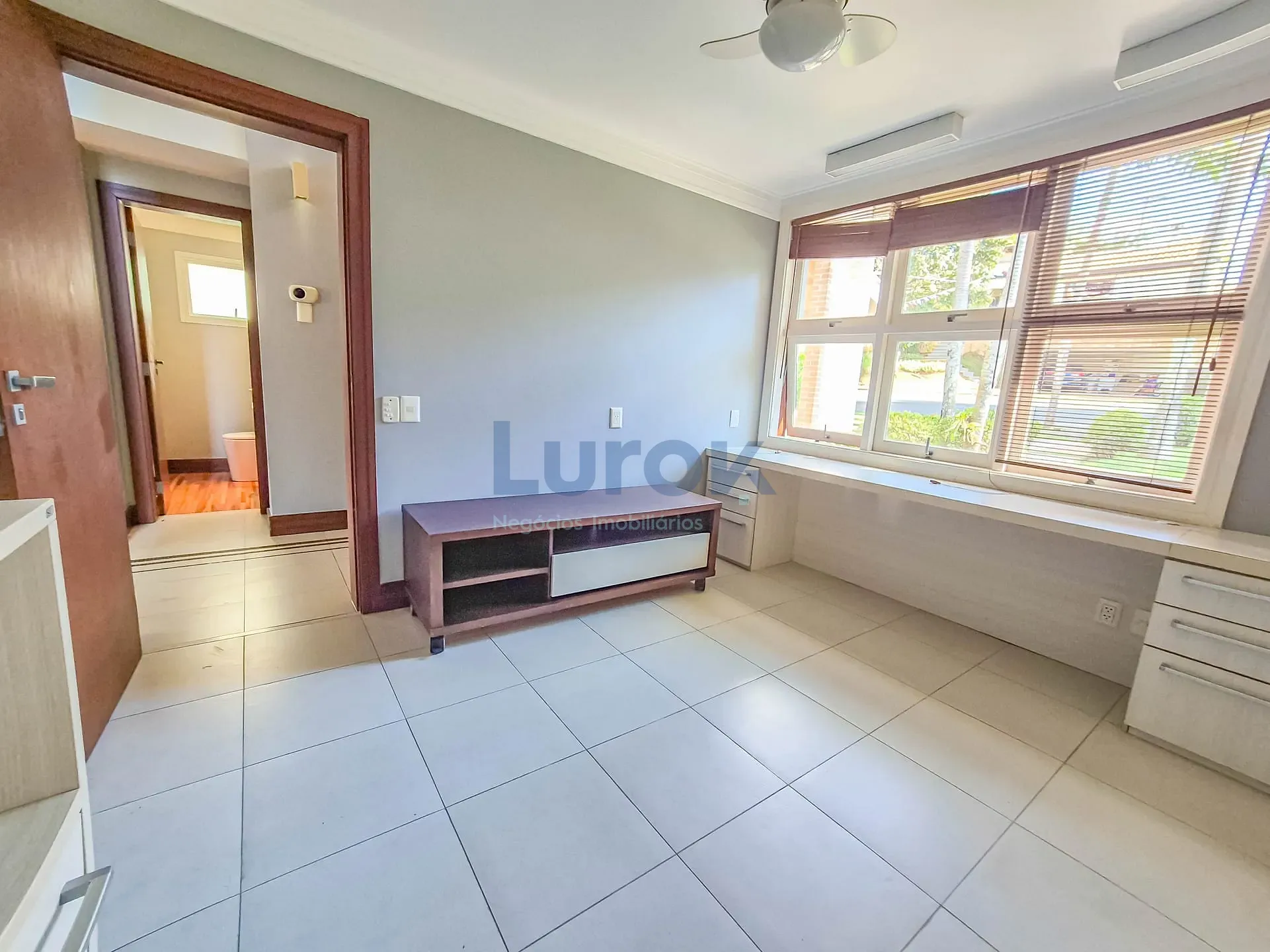 Casa, 3 quartos, 233 m² - Foto 4