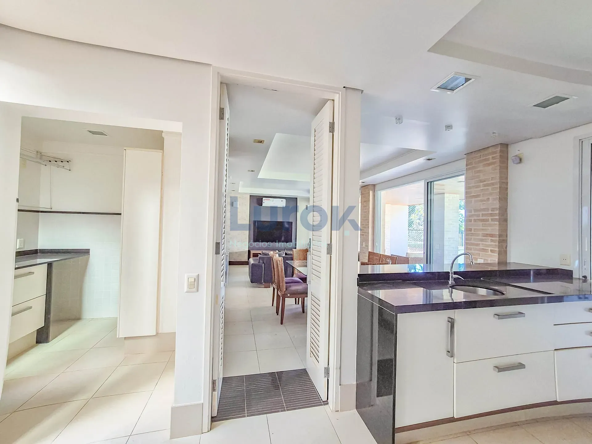 Casa, 3 quartos, 233 m² - Foto 11