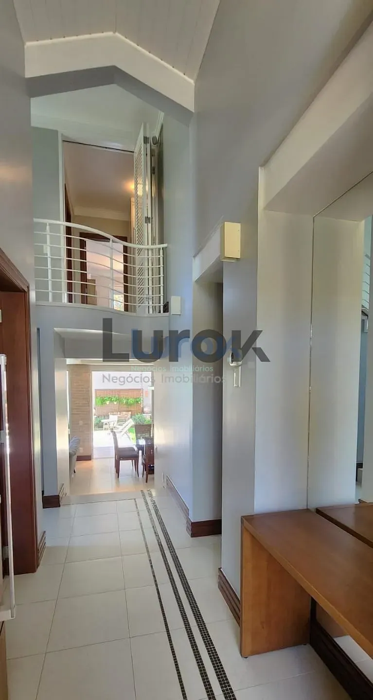 Casa, 3 quartos, 233 m² - Foto 2