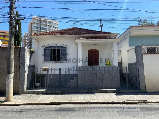 Casa 3 quartos e 2 banheiros, à venda, no bairro Centro em Itajubá