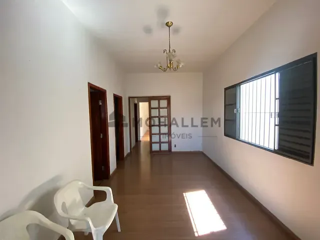 Casa 3 quartos e 2 banheiros, à venda, no bairro Centro em Itajubá