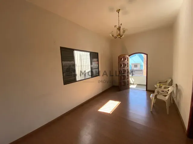 Casa 3 quartos e 2 banheiros, à venda, no bairro Centro em Itajubá
