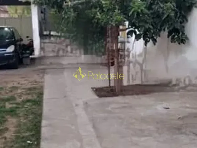 Casa com 195m² 2 quartos e 1 banheiro, à venda, no bairro Parque São Domingos em Pindamonhangaba
