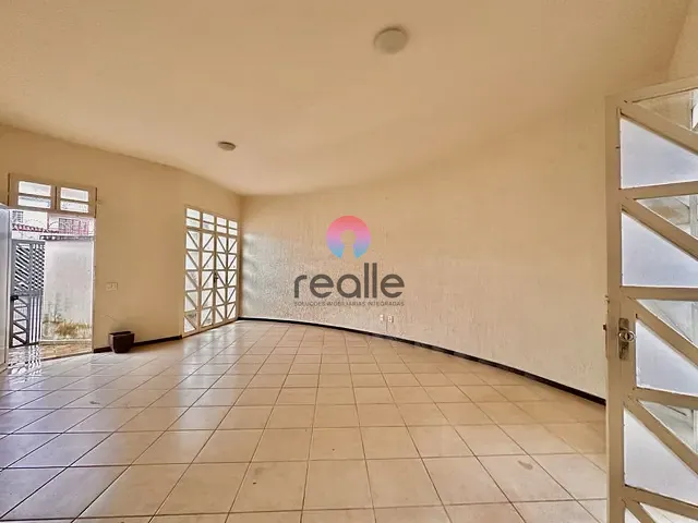 Casa com 360m² 4 quartos e 3 banheiros, à venda, no bairro Alípio de Melo em Belo Horizonte