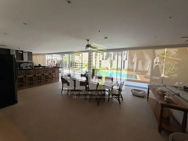 Casa com 2500m² 5 quartos e 8 banheiros, à venda, no bairro Parque Residencial Paineiras em Bauru