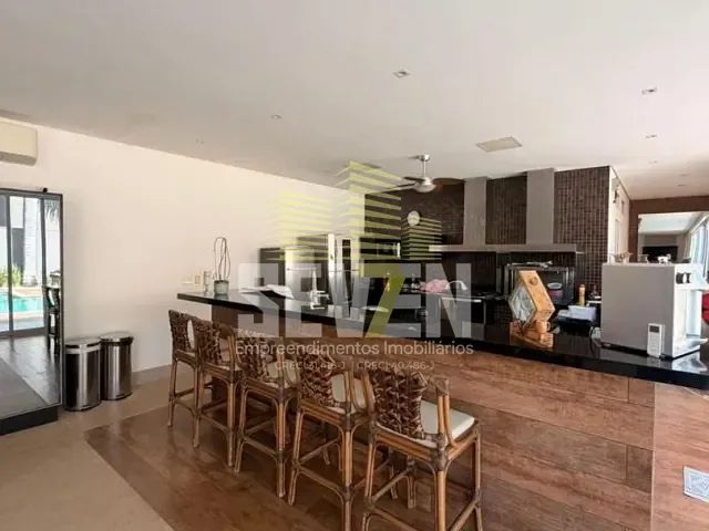 Casa com 2500m² 5 quartos e 8 banheiros, à venda, no bairro Parque Residencial Paineiras em Bauru