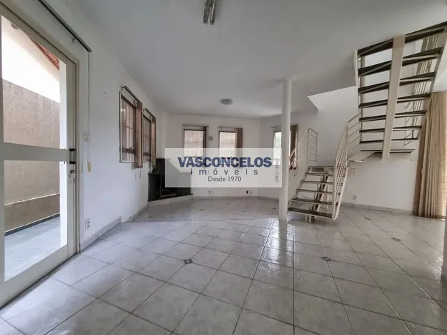 Casa com 252m² 3 quartos e 3 banheiros, à venda, no bairro Urbanova em São José Dos Campos