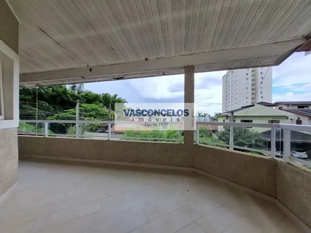 Casa com 252m² 3 quartos e 3 banheiros, à venda, no bairro Urbanova em São José Dos Campos